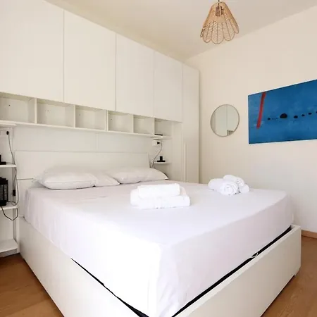 200m Dal Mare - Garden House * ألبا أدرياتيكا