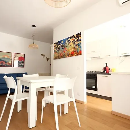 200m Dal Mare - Garden House * ألبا أدرياتيكا
